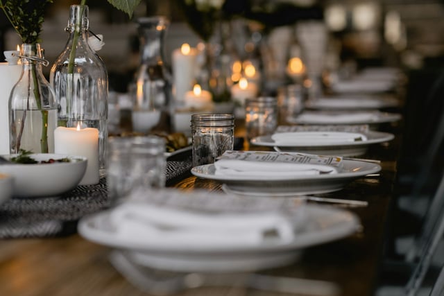 Founder Feast vs Entrepreneur Dinner Club (2026): An Honest Comparison